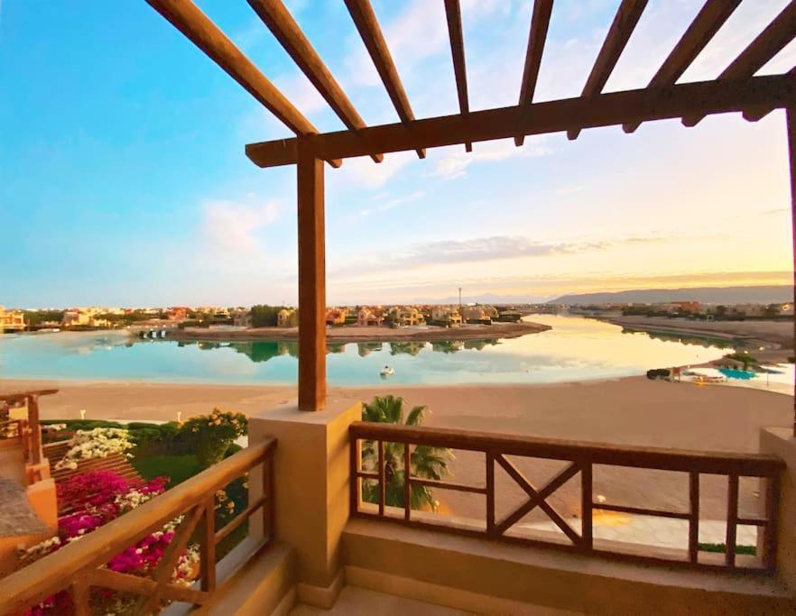 Artsy 1 Bedroom Apt/ Free Pool & Lagoon Access @elgouna Apartman *