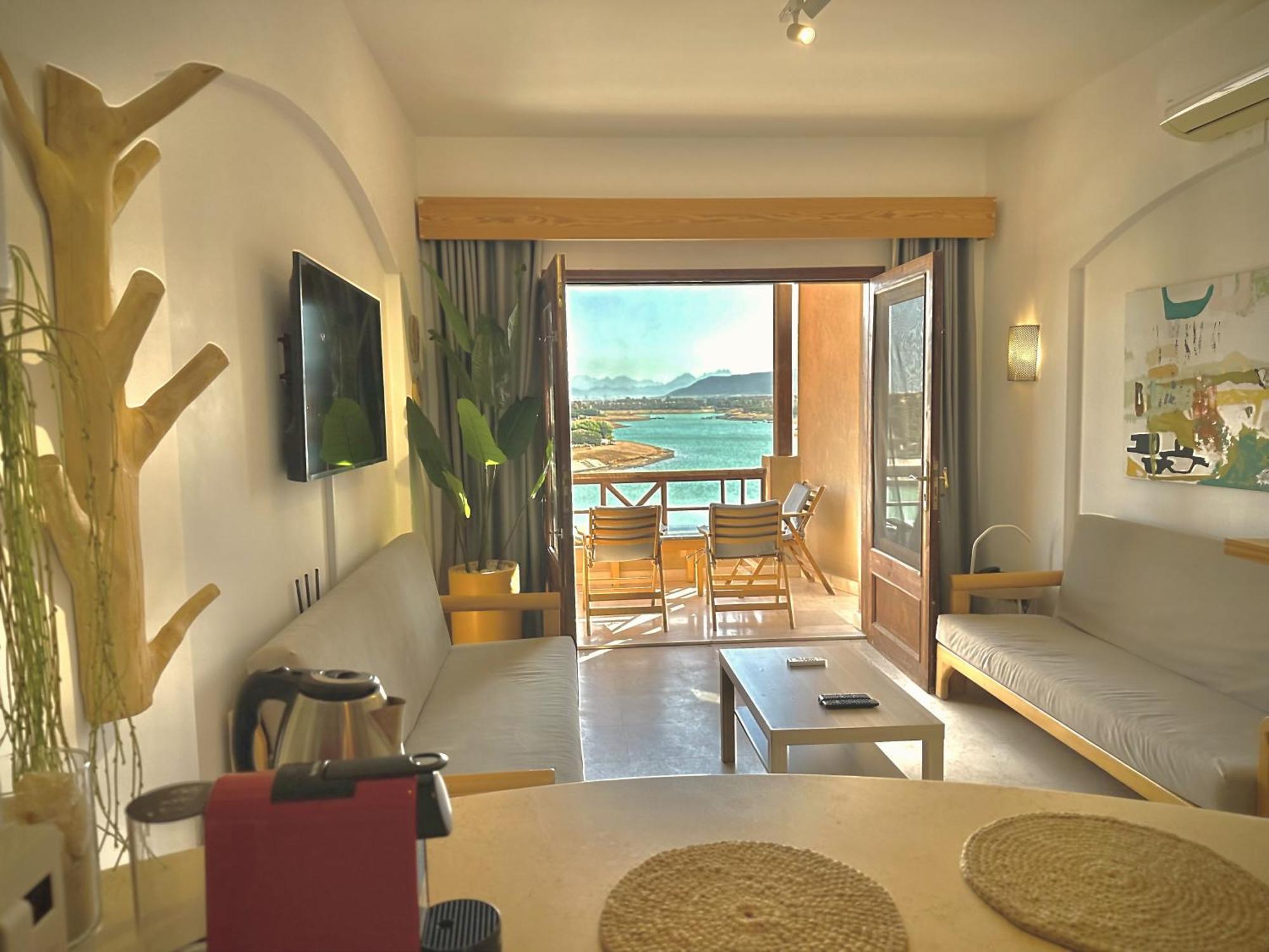Apartman Artsy 1 Bedroom Apt/ Free Pool & Lagoon Access @elgouna Gurdaka